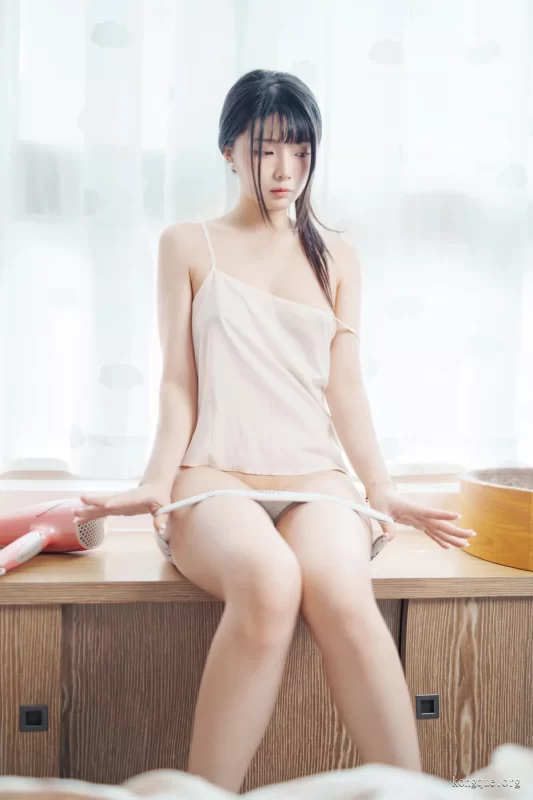 落落Raku – 全套59期&随包视频-绅士精选