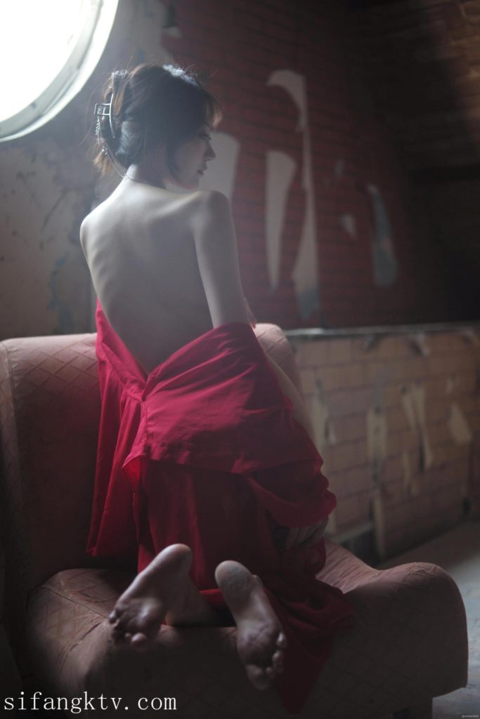 图片[2]-[摄影师] IES – 摄影作品全收集 2102P12V-人體攝影
